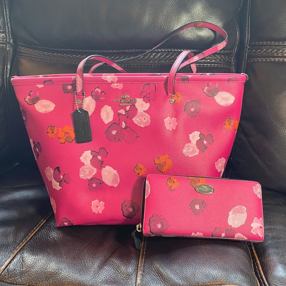 Coach Street Zip Tote in pink floral pattern with matching wallet
